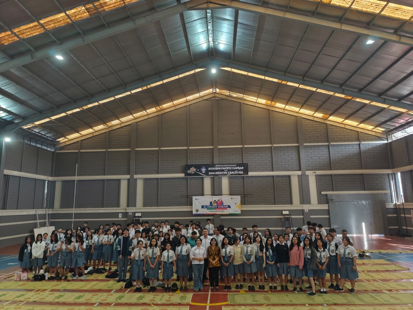 MAFINDO SALATIGA AJAK SISWA SMA KRISTEN 1 SALATIGA SIAP MENGHADAPI ERA KECERDASAN ARTIFISIAL MELALUI PROGRAM AI READY ASEAN